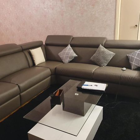Dans Grand Appart De 113M2 Proche Paris Creil Bagian luar foto